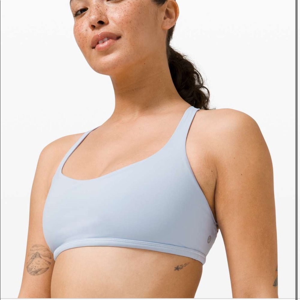 Lululemon Free to Be Bra